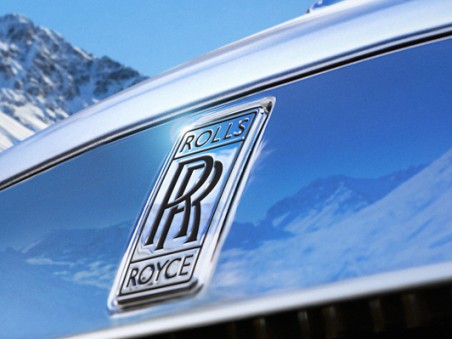 Susul Bentley dan Jaguar, Rolls-Royce Pastikan Produksi SUV