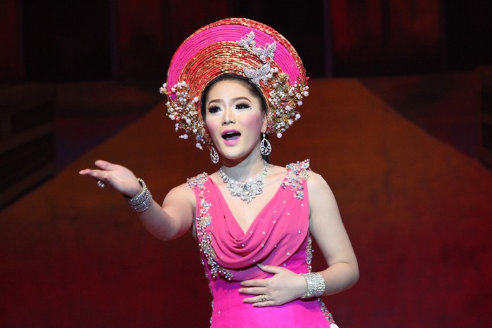 Sudah Tahu, Ladyboy di Kamboja Secantik Ini?