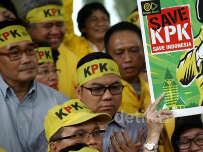 Mahasiswa, Dosen dan Alumni Dukung KPK
