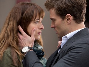 Psikiater Ini Serukan Kaum Muda Jangan Nonton Fifty Shades of Grey