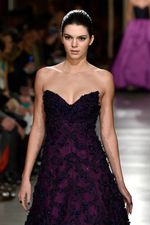 Aksi Kendall Jenner di New York Fashion Week