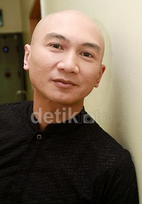 Anji berkepala plontos. Pool/Gus Mun/detikFoto.