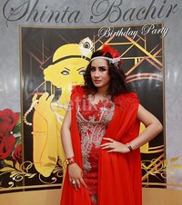 Shinta Bachir merayakan pesta ulang tahunnya di Apartemen Pavilion, Jakarta Pusat, Rabu (18/2/2015).