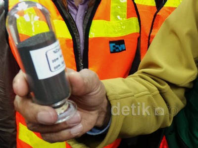 Pasir Ini Mengandung Emas, Perak, dan Tembaga
