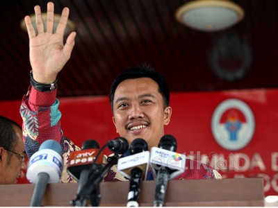 Menpora Minta ISL Ditunda