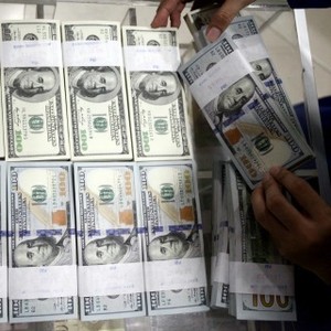 Dolar Perkasa Lagi di Rp 12.800, Ini Penjelasan Menko Sofyan