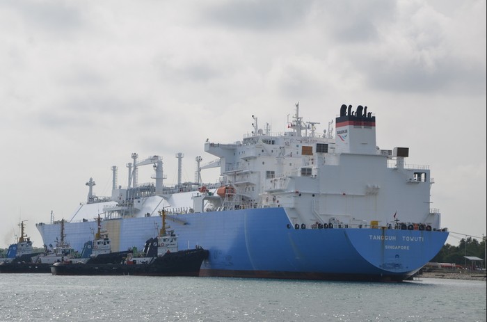 Terminal Regasifikasi Arun Terima Gas Perdana dari Papua