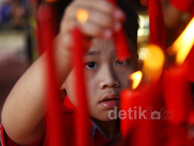 Meriahnya Imlek di Vihara Gayatri