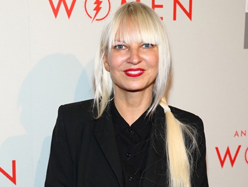 This Is Acting, Rilisan Baru Sia yang Siap Curi Perhatian