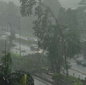 Imlek, Hujan Diprediksi Guyur Bandung Sepanjang Hari Ini