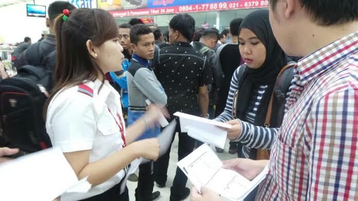 Kurangi Antrean di Bandara, Lion Air Sarankan Refund di Jl Gajah Mada
