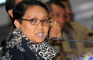 Menlu Retno Nilai Pernyataan PM Abbott Bersifat Ancaman
