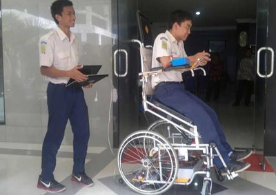 Robot Kursi Roda Made in Sidoarjo