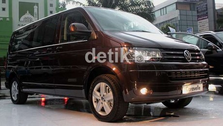 VW Caravelle T5 Bensin Segera Meluncur
