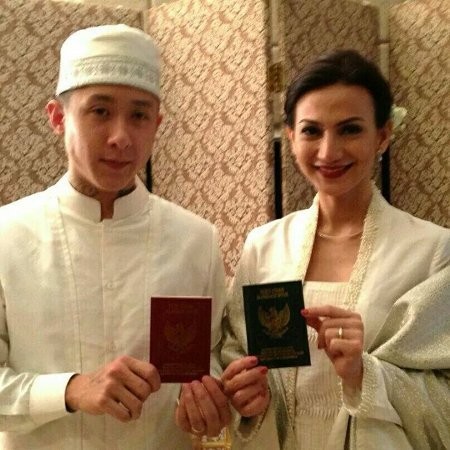 Ini Dia Foto-foto Pernikahan Wanda Hamidah dan Daniel Patrick Hadi Schuldt