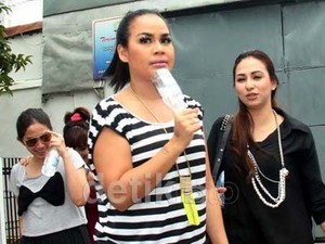 Ini Komentar Melaney Ricardo Soal Akun Pedofil Pencatut Namanya