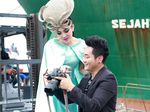 Syahrini Cetar Membahana Pakai Headpiece ala Bangsawan