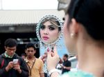 Syahrini Cetar Membahana Pakai Headpiece ala Bangsawan