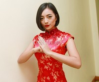 Pose Lolita di depan kamera. Pool/Gus Mun/detikFoto.