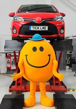 Mobil Yaris Kegelian Kalau Disentuh