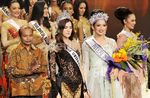 Miss Universe 2014 Hadiri Malam Puncak Pemilihan Puteri Indonesia 2015