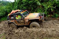 Jeep Wrangler JK yang digunakan telah dilengkapi dengan beragam aksesoris dan spare-part dari brand MOPAR untuk meningkatkan kemampuan dari Jeep Wrangler JK sehingga mampu untuk berjalan terus tanpa hambatan melalui beratnya rintangan yang disuguhkan oleh alam bebas di pulau Jawa. Istimewa/dok Garansindo.
