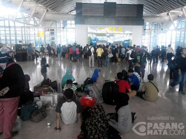 Lion Air Makassar-Yogya Delay 3 Jam, Penumpang Emosi