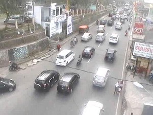 Arus Balik Libur Imlek, Tol Cikampek ke Jakarta Macet