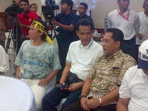 Terima Iluni, Wakapolri Minta Komjen Buwas Duduk Dekat Refly Harun