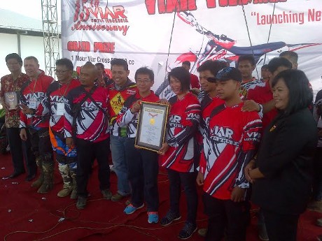 Viar Jelajah Indonesia Jadi Kado Ultah Viar ke-15