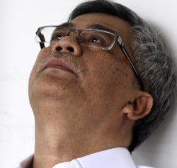 Akil: Penyemir Sepatu, Anggota DPR, Ketua MK dan Mengakhiri Hidup di Bui