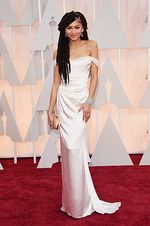 Glamor dan Menawan, Penampilan Para Bintang di Oscar 2015 (2)
