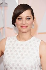 Pesona Marion Cotillard di Oscar 2015