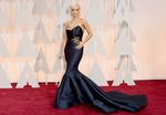 Penampilan Perdana Rita Ora di Red Carpet Oscar 2015