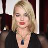 Ini Kalung Rp 19 Miliar Margot Robbie Ini Kalung Rp 19 Miliar Margot Robbie