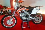 Viar Luncurkan Motor Trail 250 cc