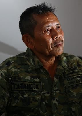 Tatang, Sniper Legendaris TNI di Timor Leste ini Kini Hidup Membuka Warung Makan