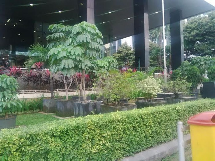 Halaman Muka Gedung KPK Kini Bersih dari Spanduk