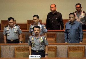 LSI Denny JA: Rakyat Setuju Jokowi Tak Melantik Komjen BG