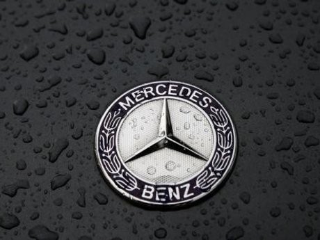 Mesin Rawan Terbakar, Mercedes Tarik 147 Ribu Mobil