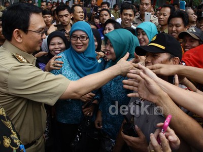 Ahok Resmikan Rusunawa Tambora
