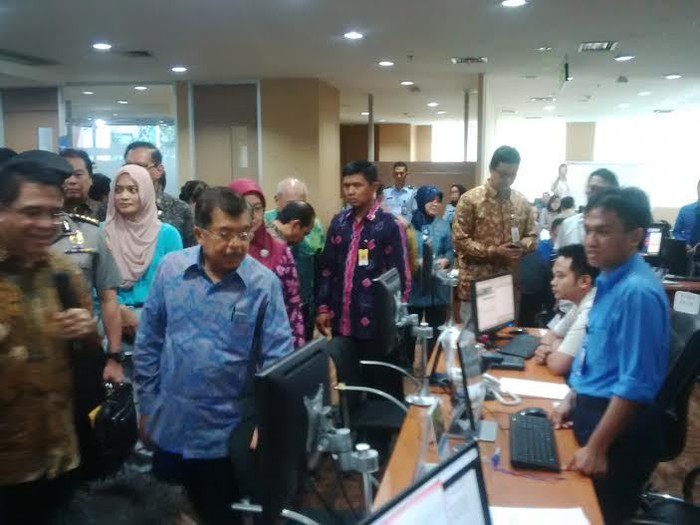 Urus Izin Lahan Kelar 65 Hari, JK: Tolong Percepat Lagi