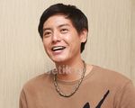 Bebas, Roger Danuarta Makin Fresh