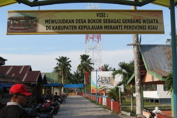 Pesona Desa Bokor di Kep Meranti, Dari Durian Sampai Bakau
