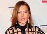 Kenakan Blus Jaring, Lindsay Lohan Pamer Bra Kenakan Blus Jaring, Lindsay Lohan Pamer Bra