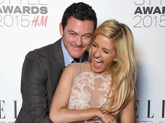 Luke Evans Peluk Mesra Ellie Goulding Luke Evans Peluk Mesra Ellie Goulding