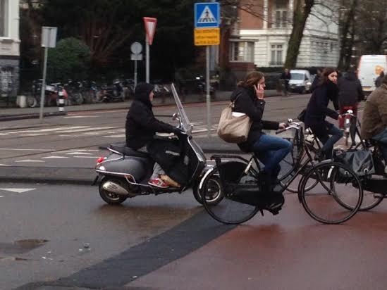 Ini Dia Cara Murah & Praktis Keliling Amsterdam