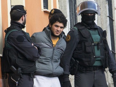 Spanyol Tangkap Perekrut Militan ISIS