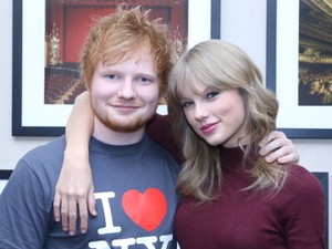 Digerebek Polisi Saat Pesta, Ed Sheeran dan Taylor Swift Ngumpet di WC