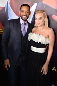 Margot berfoto bersama aktor Will Smith yang menjadi lawan mainnya di film tersebut. Kevin Winter/Getty Images/detikFoto.